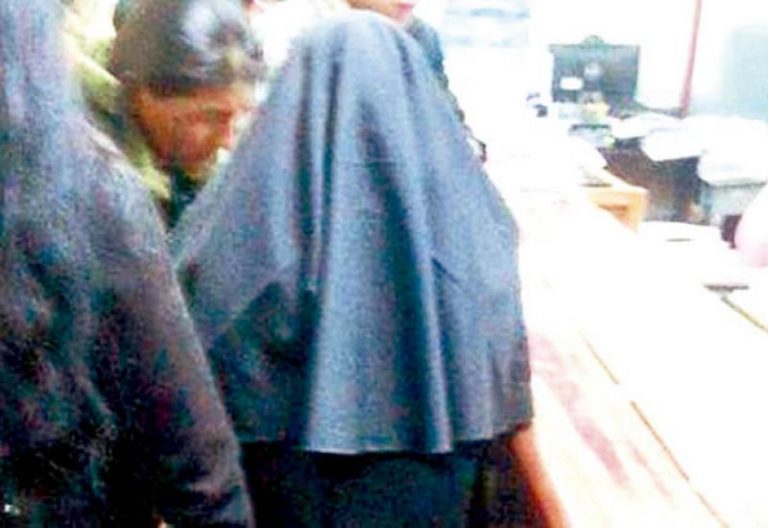 Monja golpea a un anciano y juez determina su detención en la carcel