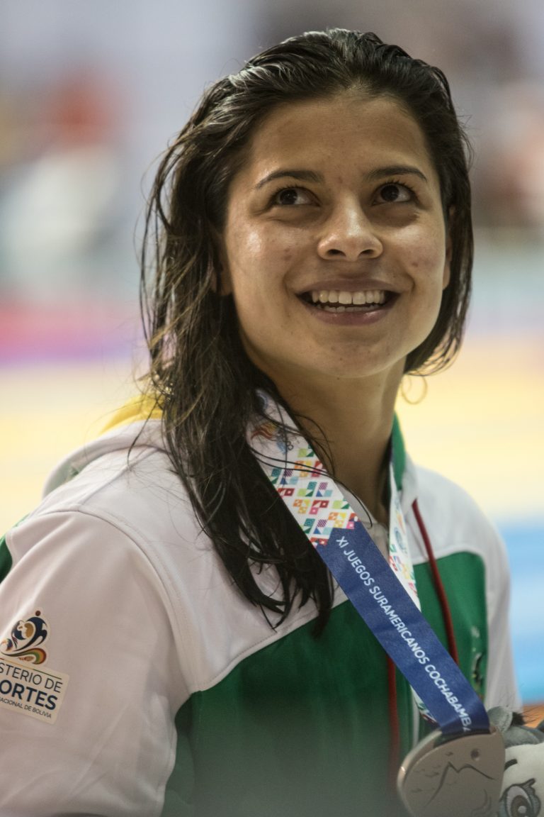 Tercera medalla de plata para Karen Torrez en natación