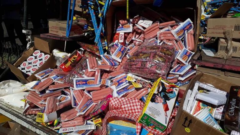 Senasag e Intendencia municipal decomisan productos de contrabando
