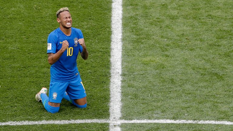 El llanto de Neymar después del partido contra Costa Rica