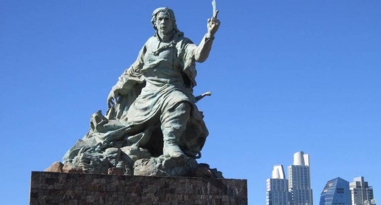 Morales agradece a expresidenta de Argentina por rendir homenaje a Juana Azurduy de Padilla