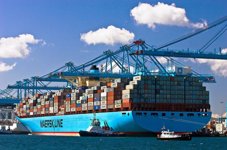 Anuncian llegada de 9 mil toneladas de carga internacional por puertos peruanos