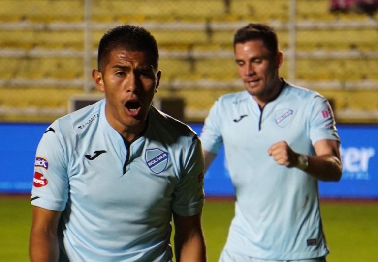 Bolívar golea y sube a la punta del campeonato