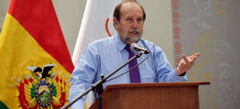 Ministro de Salud: Respiradores serán actualizados por la empresa española