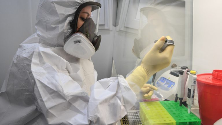 Ministerio de Salud ruso aprueba un nuevo medicamento contra el coronavirus