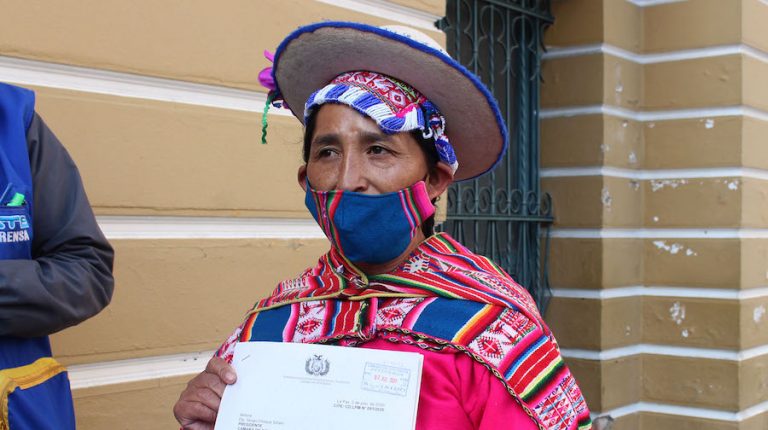 Opositores denuncian a Lidia Patty por incumplimiento de deberes