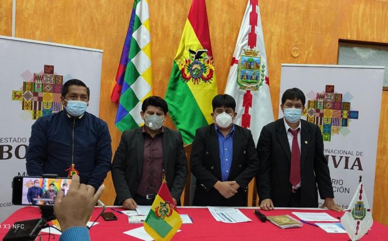 SUSPENDEN LAS CLASES SEMIPRESENCIALES EN UNA UNIDAD EDUCATIVA EN SUCRE