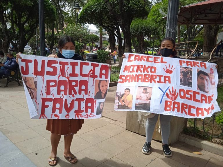Familiares claman justicia por el feminicidio de Flavia Coa