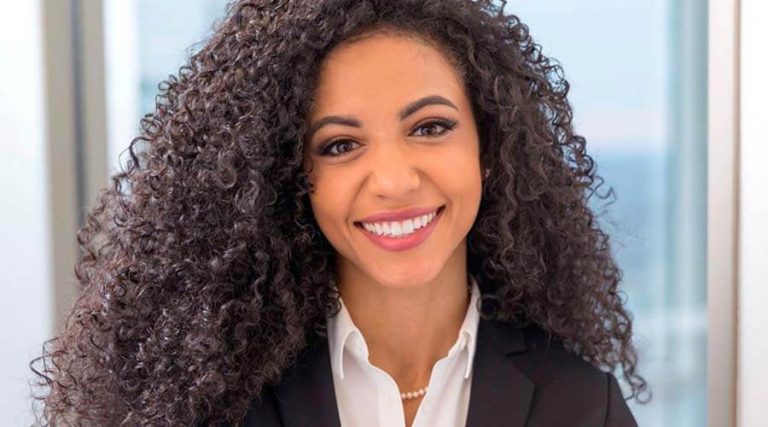 Ex Miss USA se quita la vida tras saltar del piso 60 de un edificio en Nueva York