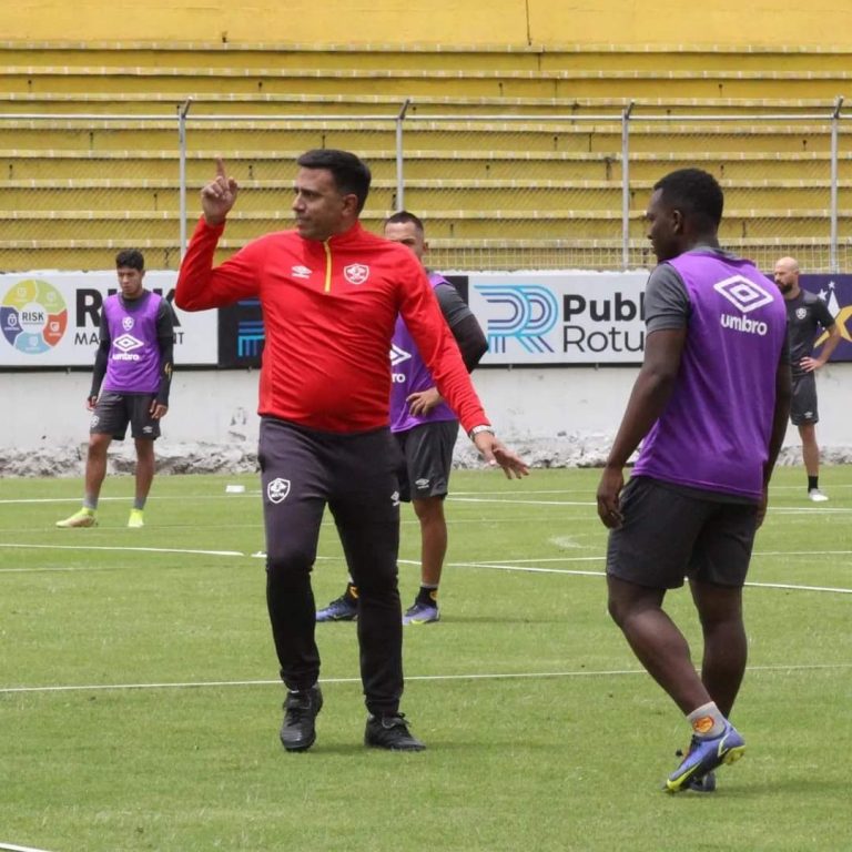 Ex Dt de la verde firma para el Deportivo Aucas de Ecuador
