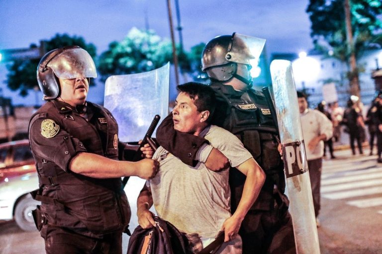 Las protestas muestran la fractura política y social en el Perú
