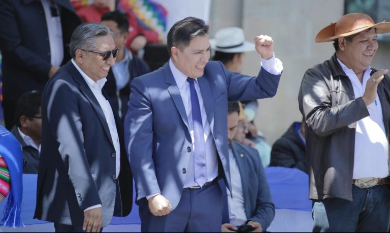 Jeyson Auza: El Estado Plurinacional es salud gratuita y universal para todos los bolivianos