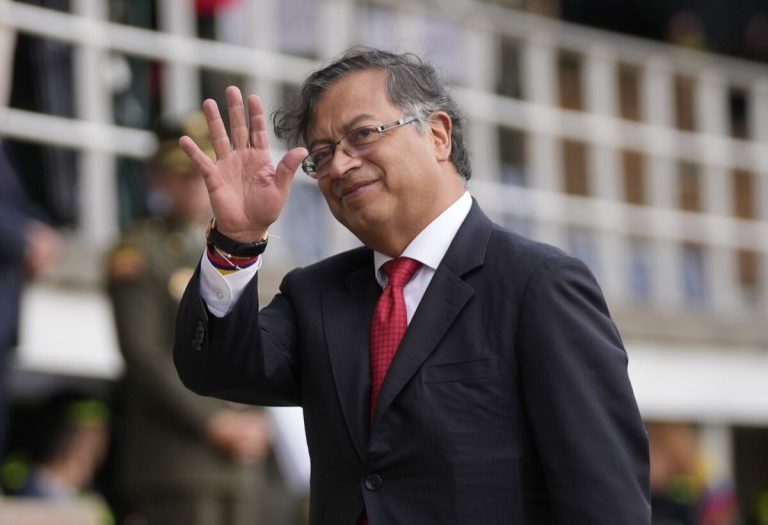 Colombia rechaza la propuesta de Washington de entregar armas rusas a EEUU para su envío a Ucrania
