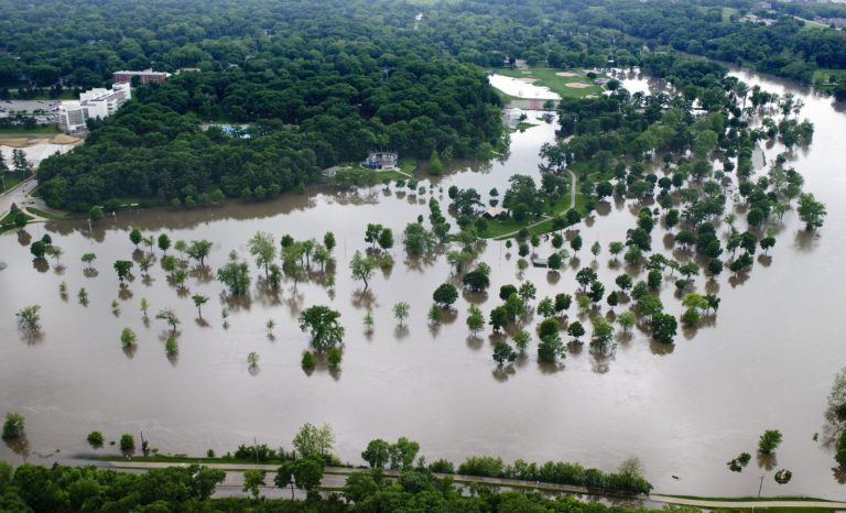 Alerta naranja en 8 departamentos del país por posible desborde de ríos